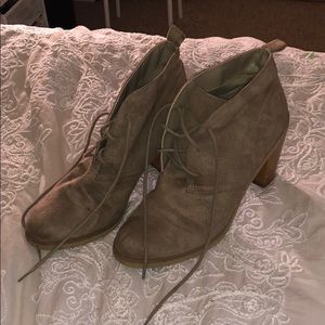 American eagle suede tan booties size 8
